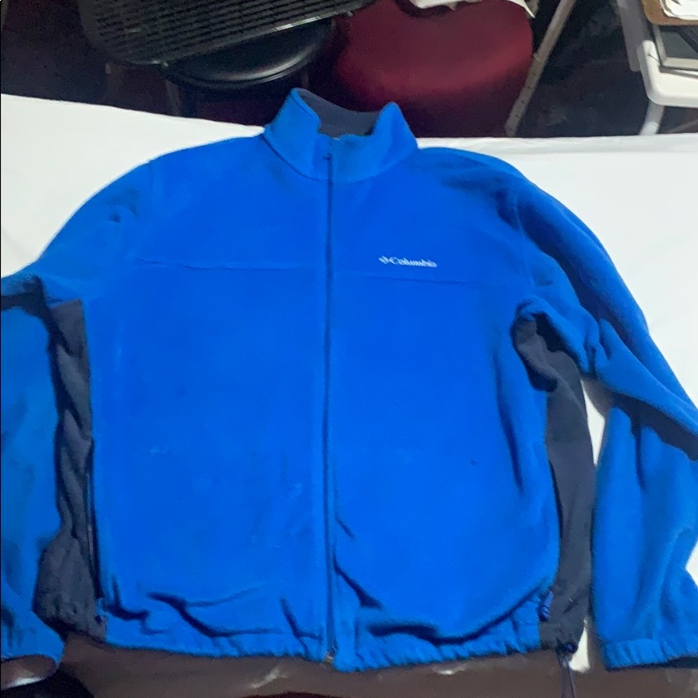 Columbia sweater